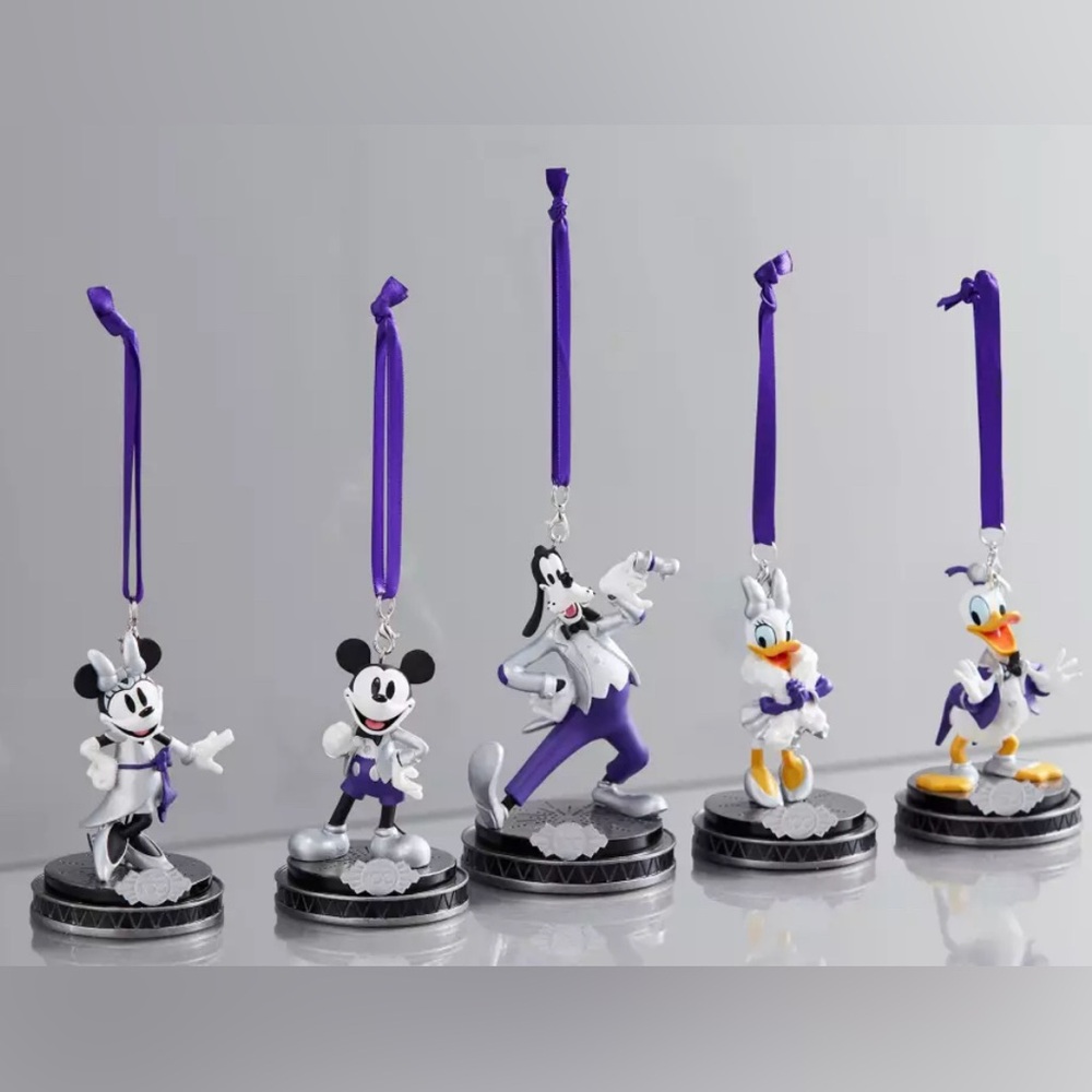Disney Mickey and friends disney100 sketchbook Ornament set